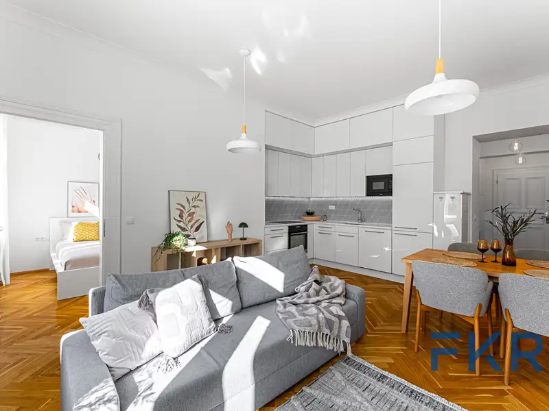 Pronájem bytu 2+kk 52 m², Praha – náhled fotky 1