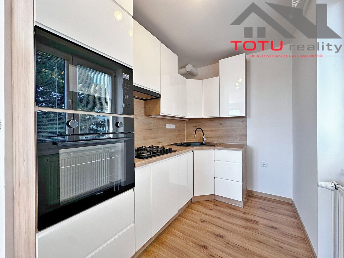 Pronájem bytu 3+kk 70 m² – fotografie 2