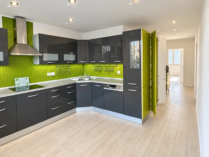 Prodej bytu 4+1 84 m², Plzeň – náhled fotky 2