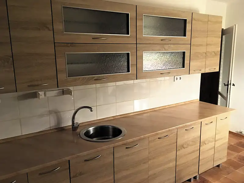 Pronájem bytu 2+1 52 m², Kolín – náhled fotky 1