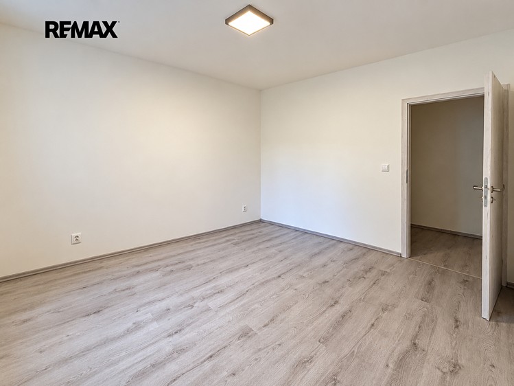 Prodej bytu 2+kk, 54 m² (9 z 15)