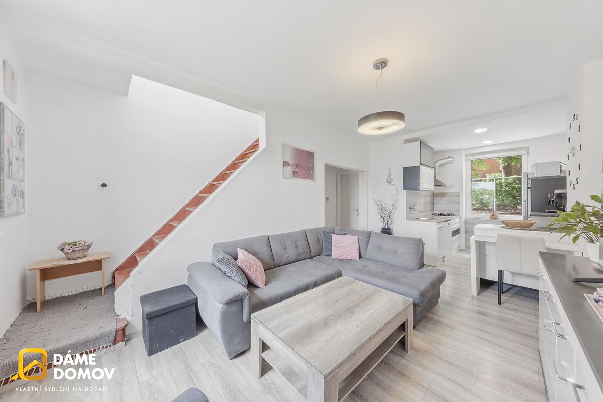 Prodej rodinného domu 100 m², pozemek 73 m² – fotografie 4