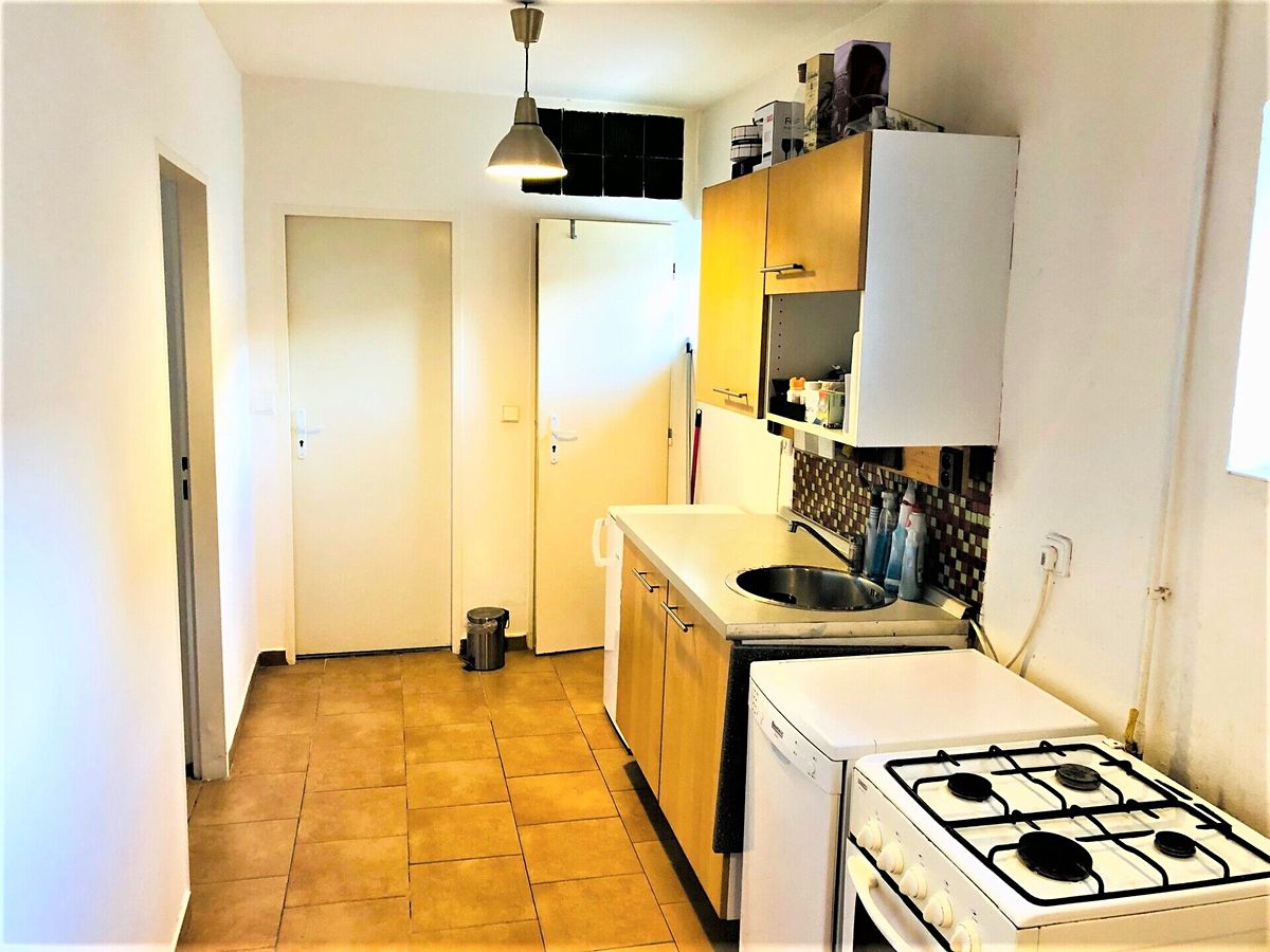 Pronájem bytu 2+kk 50 m² – fotografie 2