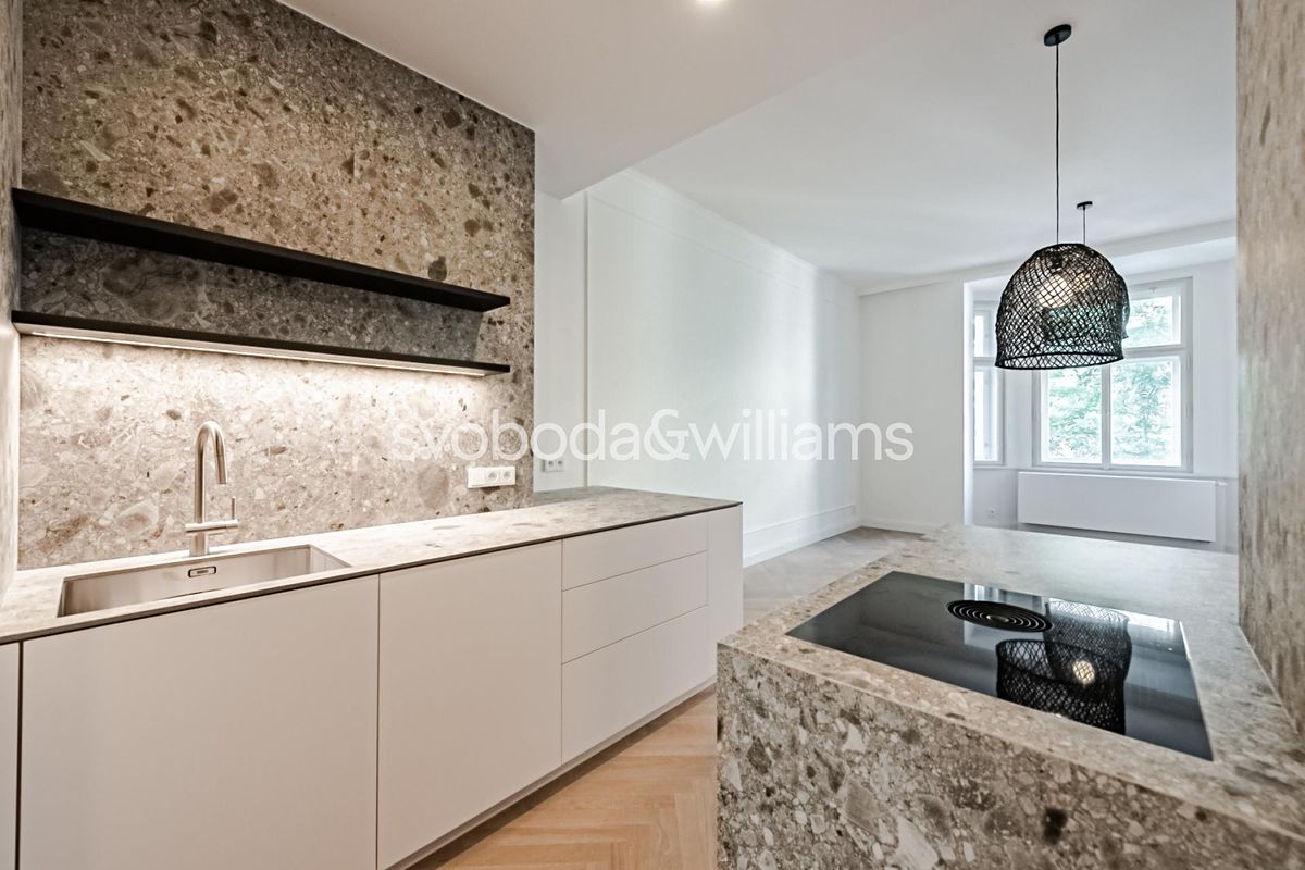Pronájem bytu 4+kk 118 m² – fotografie 4