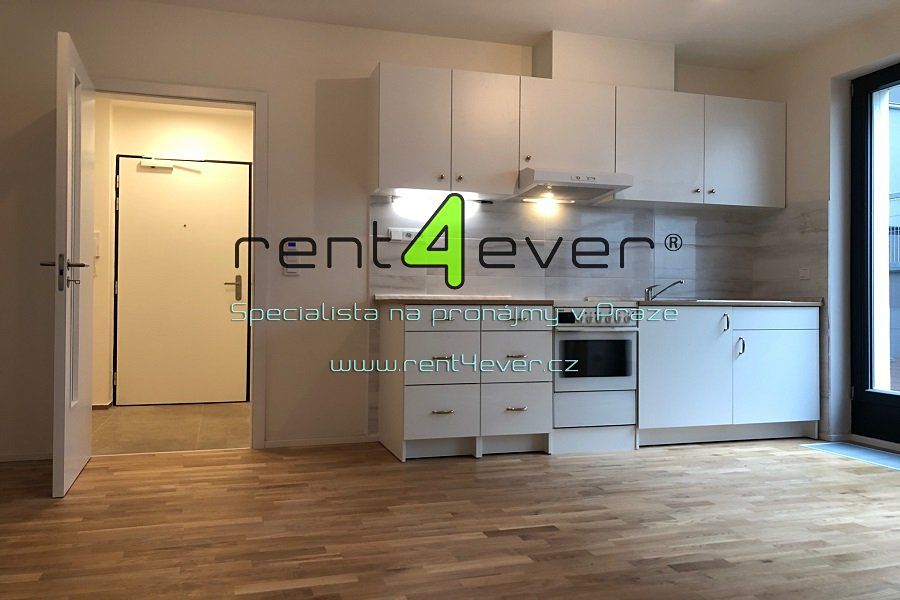 Pronájem bytu 1+kk 30 m²