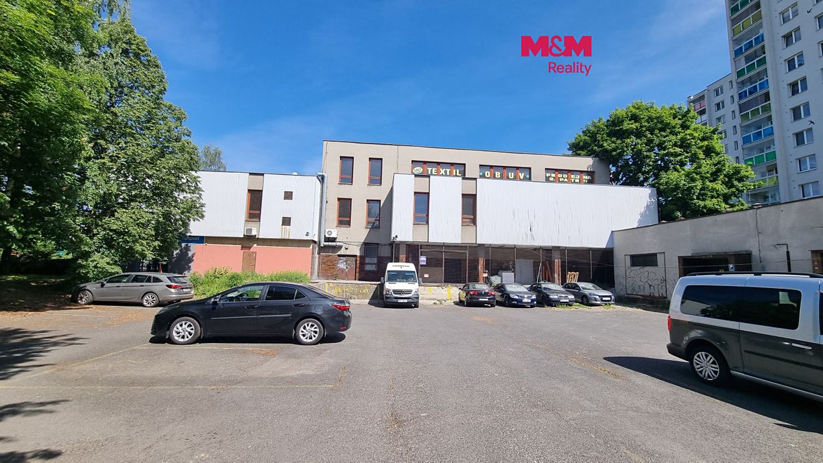 Pronájem obchodního prostoru 554 m²