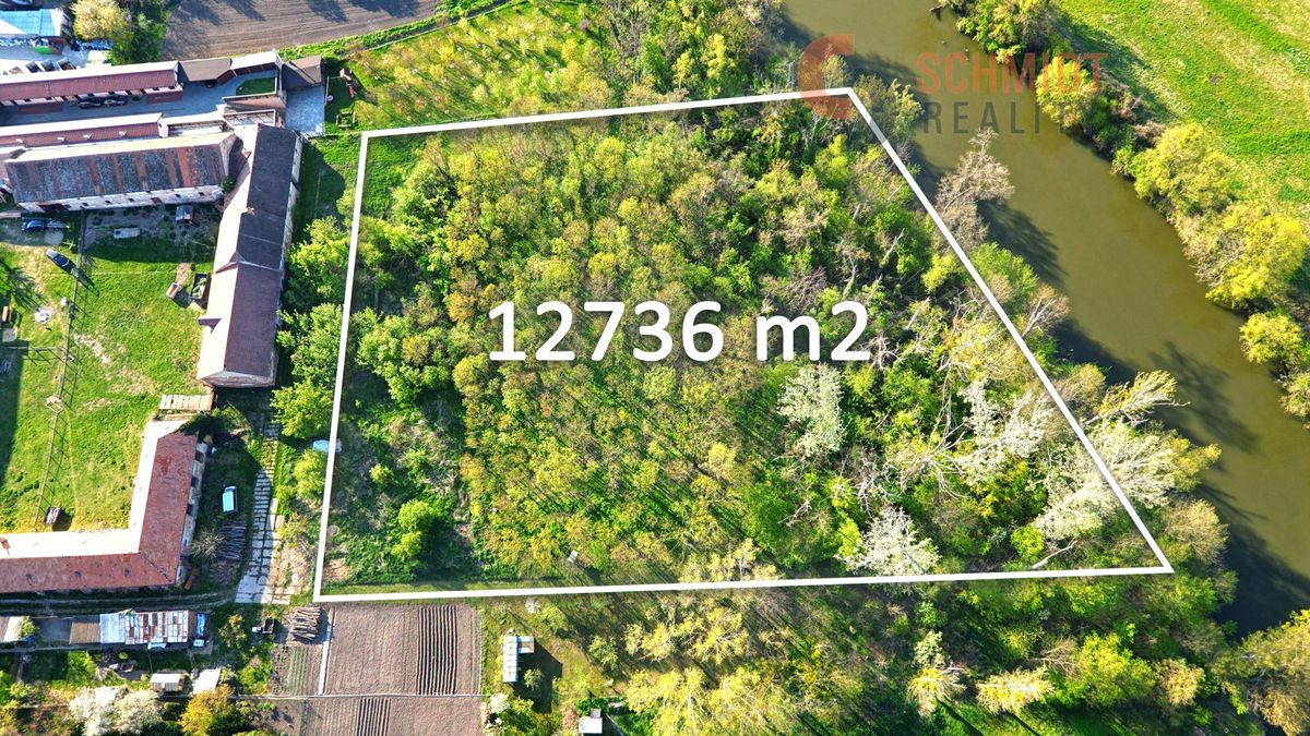 Prodej komerčního pozemku 12736 m², Bulhary – fotka 1 z 3