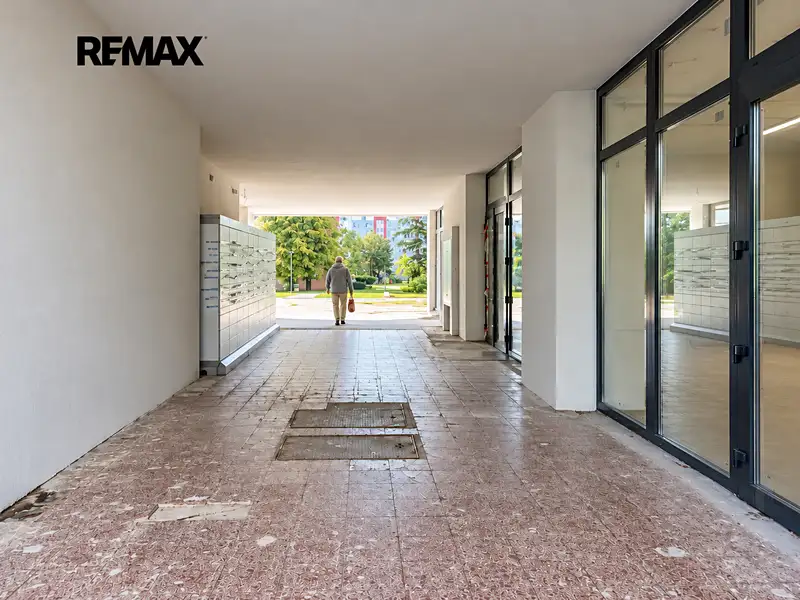 Pronájem obchodního prostoru 16 m², Ostrava – náhled fotky 3