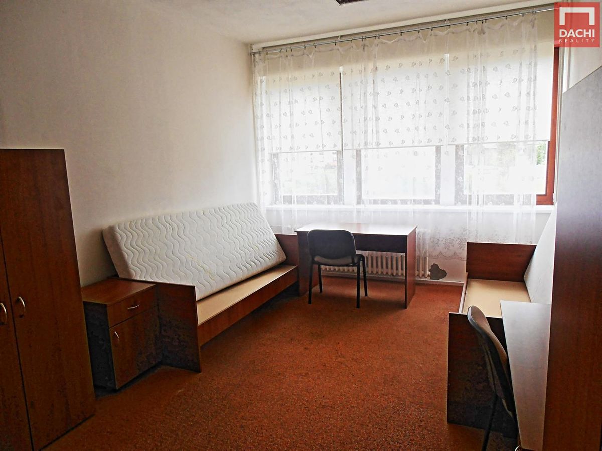 Pronájem bytu pokoje 20 m²