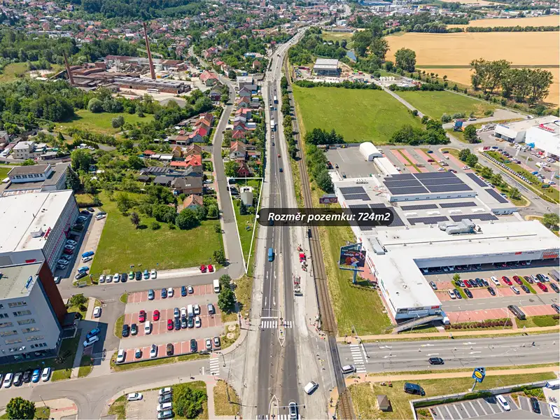 Prodej komerčního pozemku 724 m², Zlín – náhled fotky 3