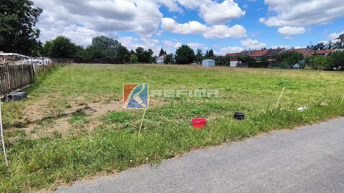 Prodej stavebního pozemku 1125 m² – fotografie 3