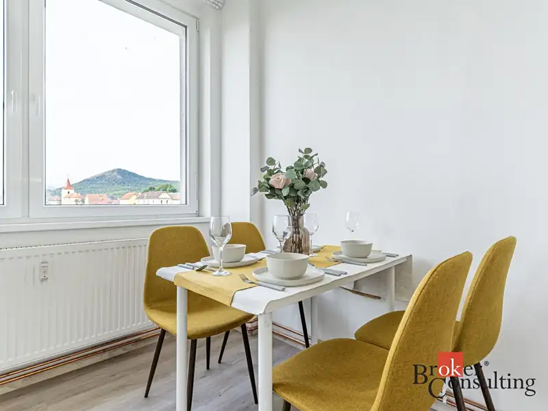 Pronájem bytu 3+kk 68 m², Mlékojedy – náhled fotky 1
