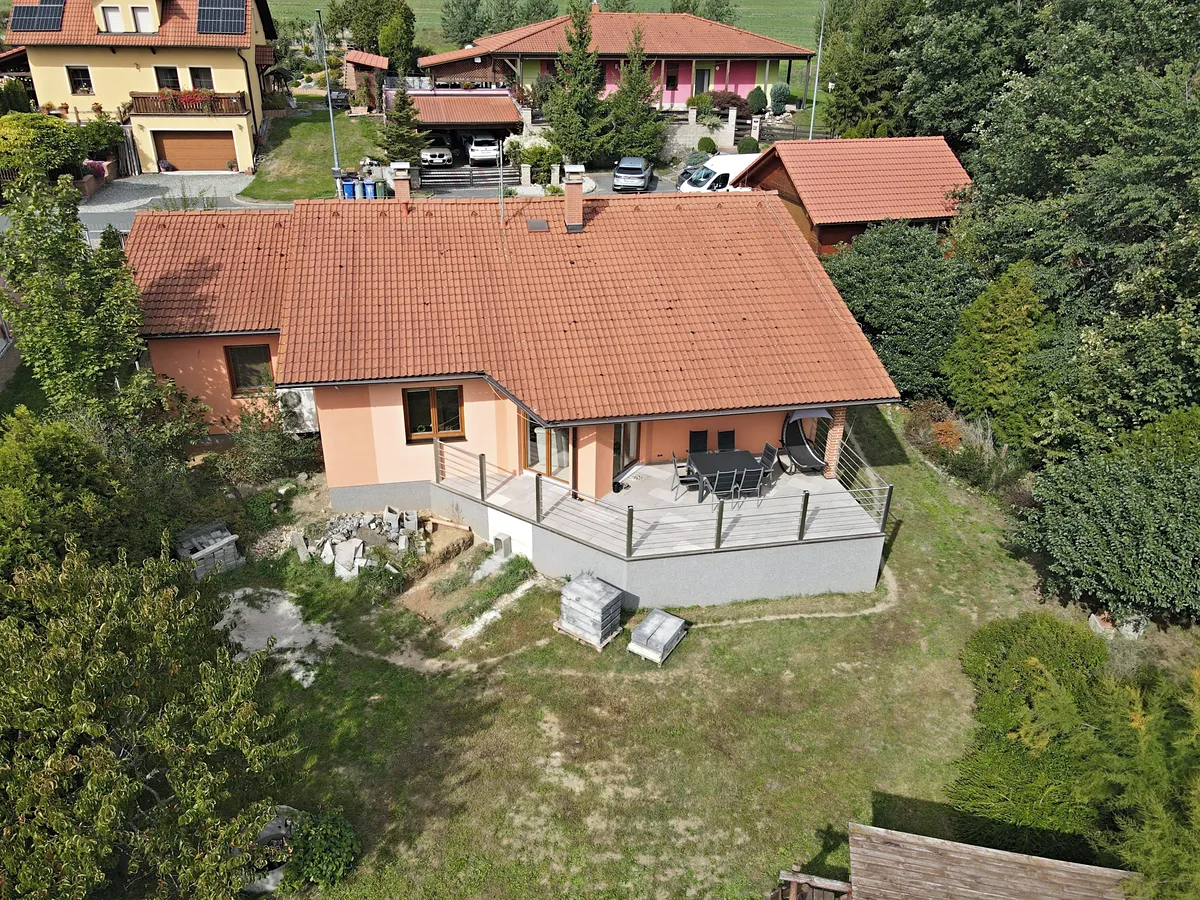 Pronájem rodinného domu 106 m², pozemek 1000 m²