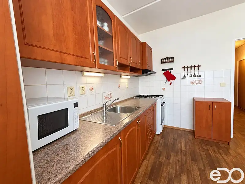 Pronájem bytu pokoje 12 m², Pardubice – náhled fotky 2