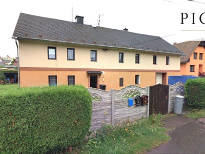 Pronájem bytu 3+1, 77 m² (2 z 8)