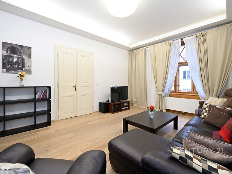 Pronájem bytu 2+1, 79 m² (9 z 15)