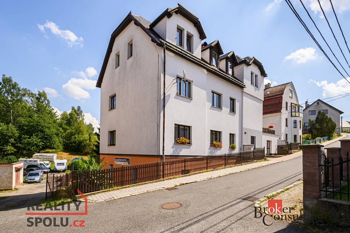 Pronájem bytu 2+kk 70 m²