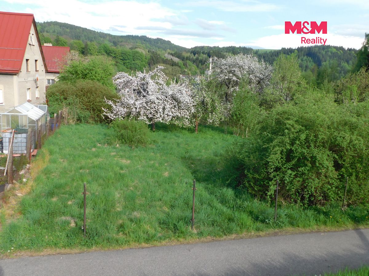 Prodej stavebního pozemku 1694 m² – fotografie 2