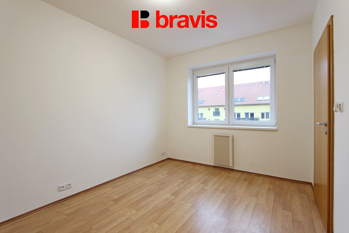Pronájem bytu 2+kk 39 m² – fotografie 4