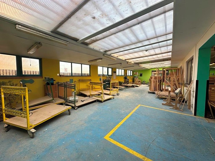 Комерційне приміщення на продаж, 2 800 м² (33 з 41)