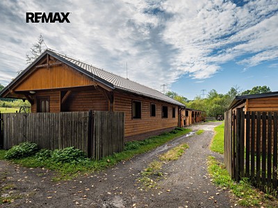 Prodej komerčního prostoru, 2 400 m² (2 z 29)