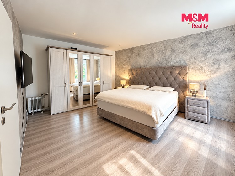 Будинок на продаж, 195 м² (3 з 17)