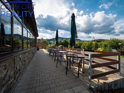 Prodej komerčního prostoru, 500 m² (3 z 24)
