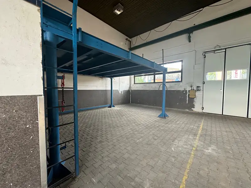 Pronájem výrobní haly, prostoru 260 m², Příbram – náhled fotky 2