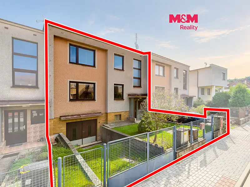 Prodej rodinného domu 150 m², pozemek 392 m², Chvaletice – náhled fotky 1