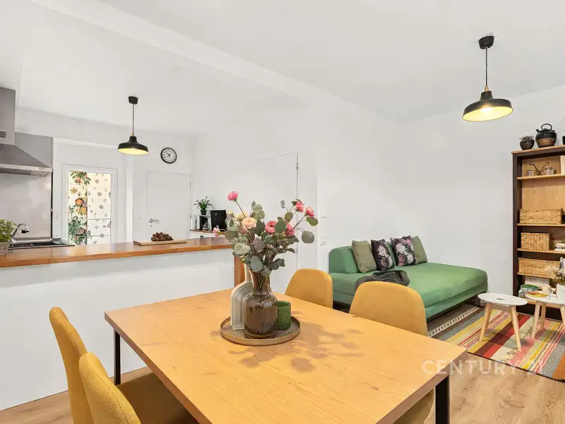 Prodej rodinného domu 100 m², pozemek 225 m², Praha – náhled fotky 3