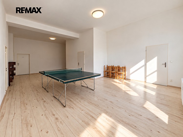 Pronájem komerčního prostoru, 126 m² (4 z 12)