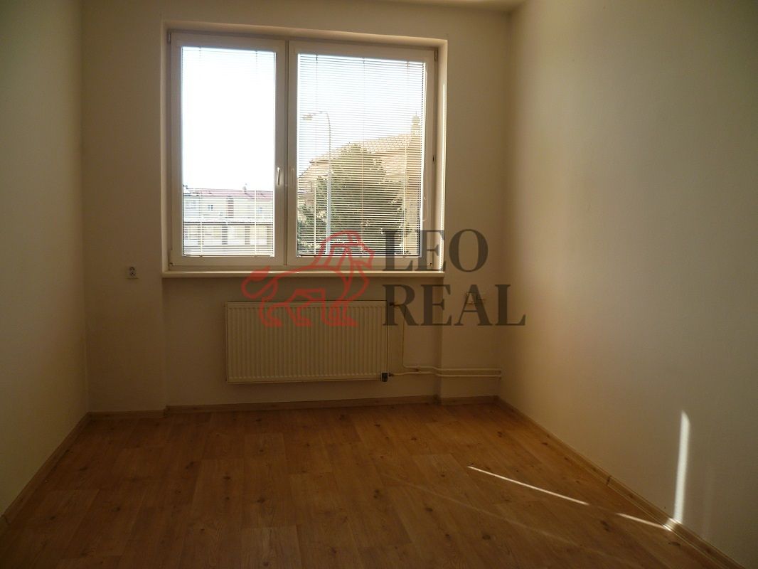 Pronájem obchodního prostoru 10 m²