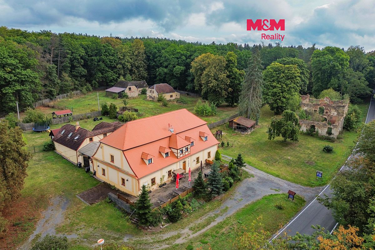 Prodej ubytovacího zařízení 689 m²
