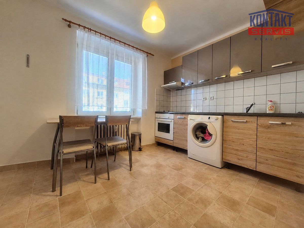 Pronájem bytu 1+1 36 m² – fotografie 2
