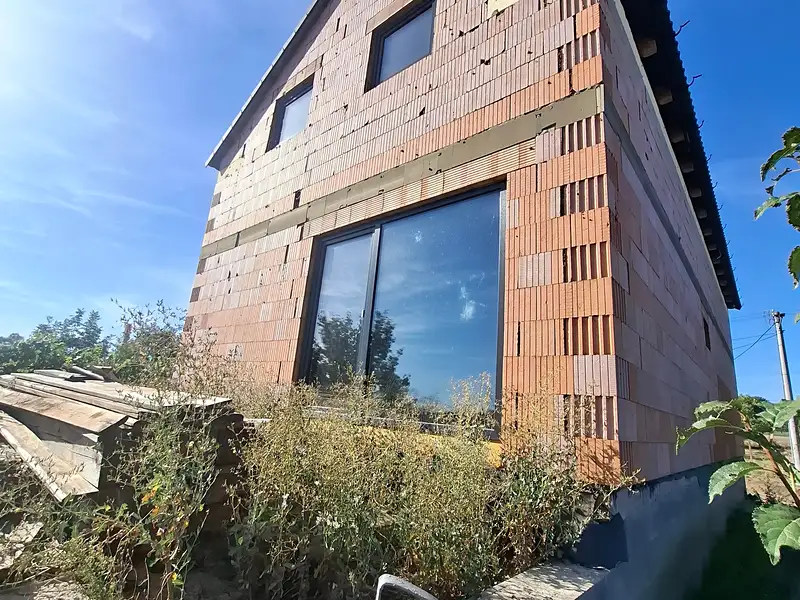 Prodej rodinného domu 127 m², pozemek 147 m², Drnholec – náhled fotky 2
