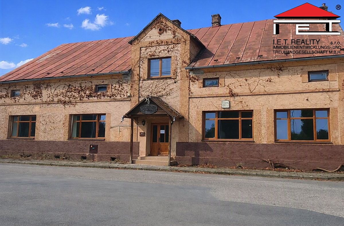 Pronájem komerční nemovitosti 1101 m²