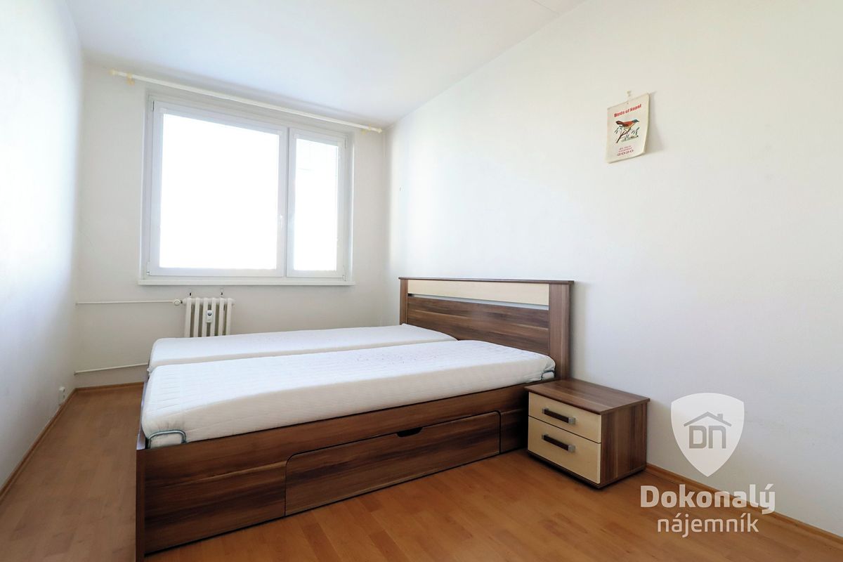 Pronájem bytu 2+kk 43 m² – fotografie 2