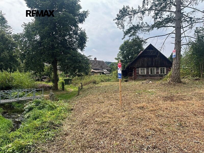 Prodej stavebního pozemku 1034 m² – fotografie 2