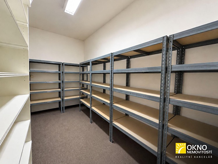 Комерційне приміщення в оренду, 190 м² (7 з 10)