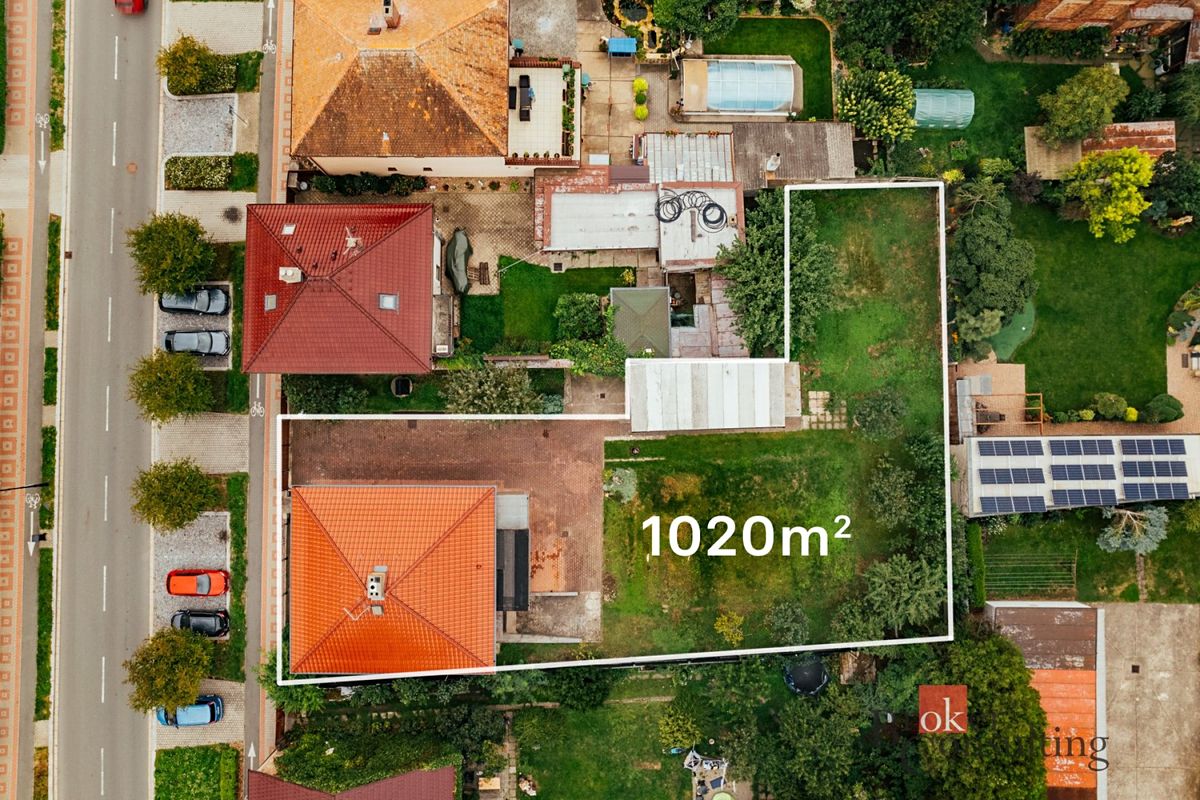 Prodej rodinného domu 90 m², pozemek 1020 m² – fotografie 2