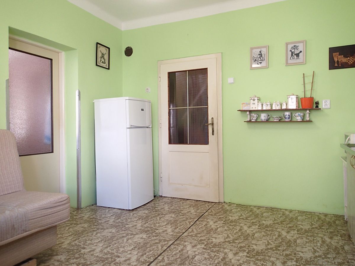 Prodej rodinného domu 124 m², pozemek 694 m² – fotografie 5
