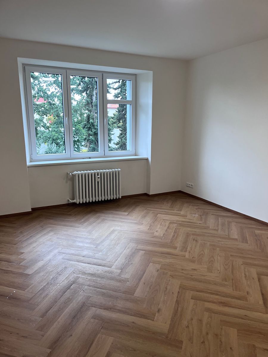 Pronájem bytu 1+kk 35 m² – fotografie 2
