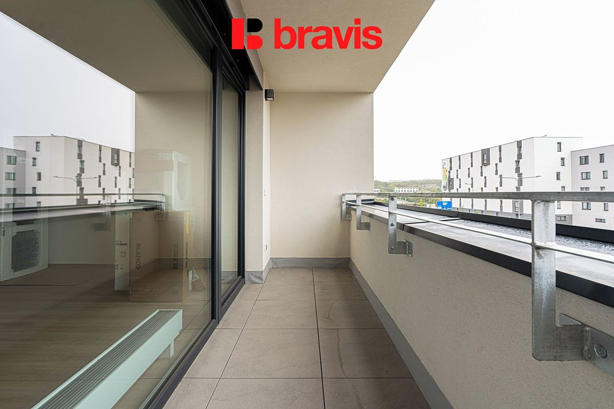Pronájem bytu 2+kk 58 m² – fotografie 2