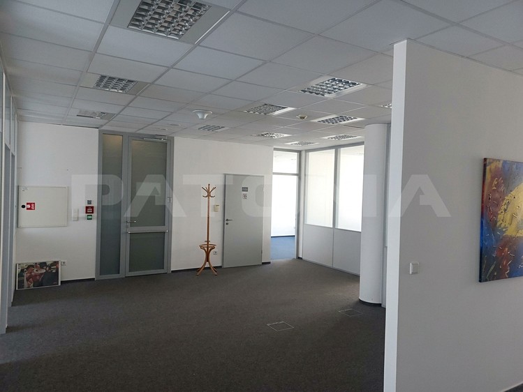 Комерційне приміщення в оренду, 589 м² (6 з 18)