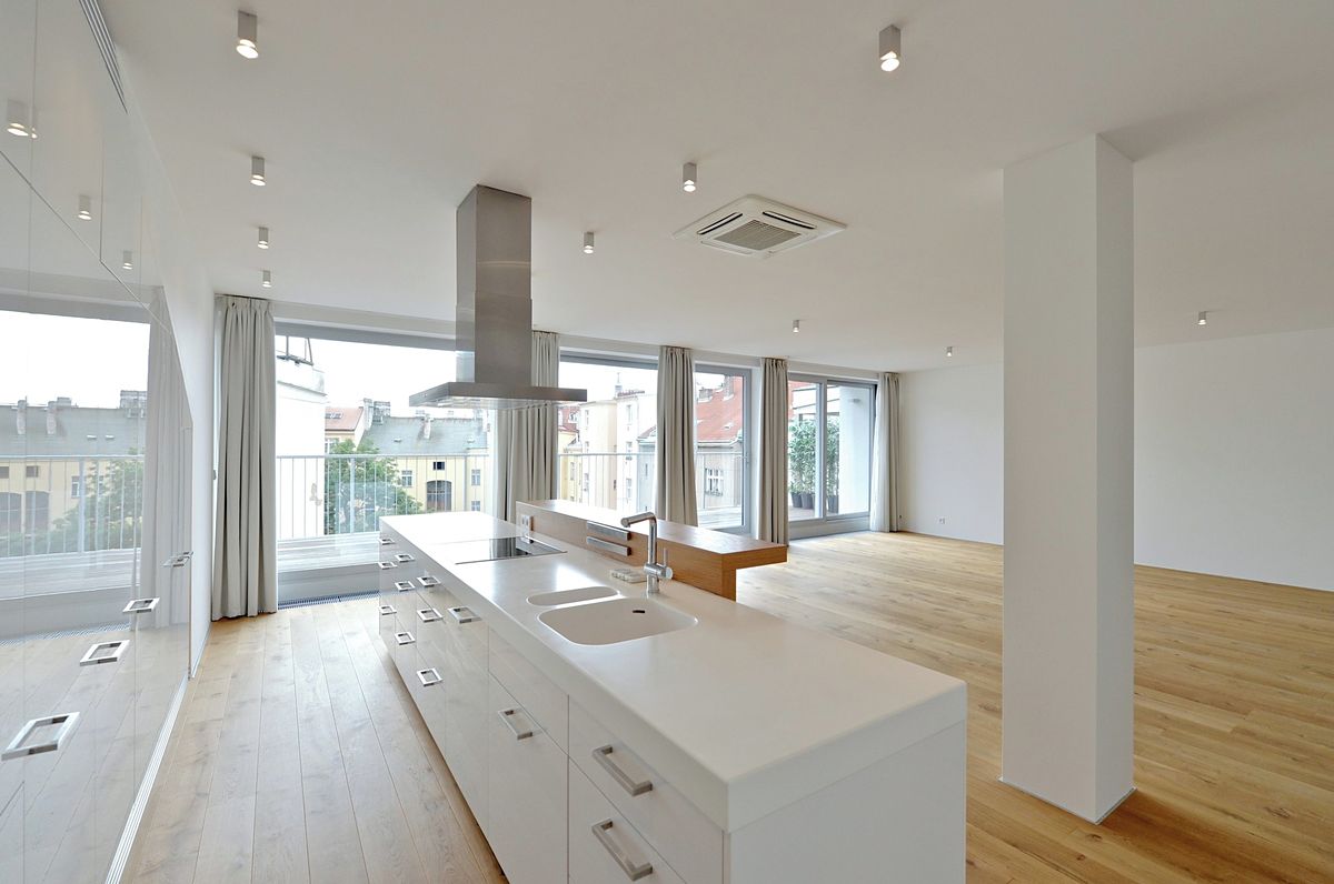 Pronájem bytu 4+kk 203 m²