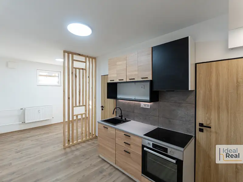Pronájem bytu 1+kk 23 m², Uničov – náhled fotky 3