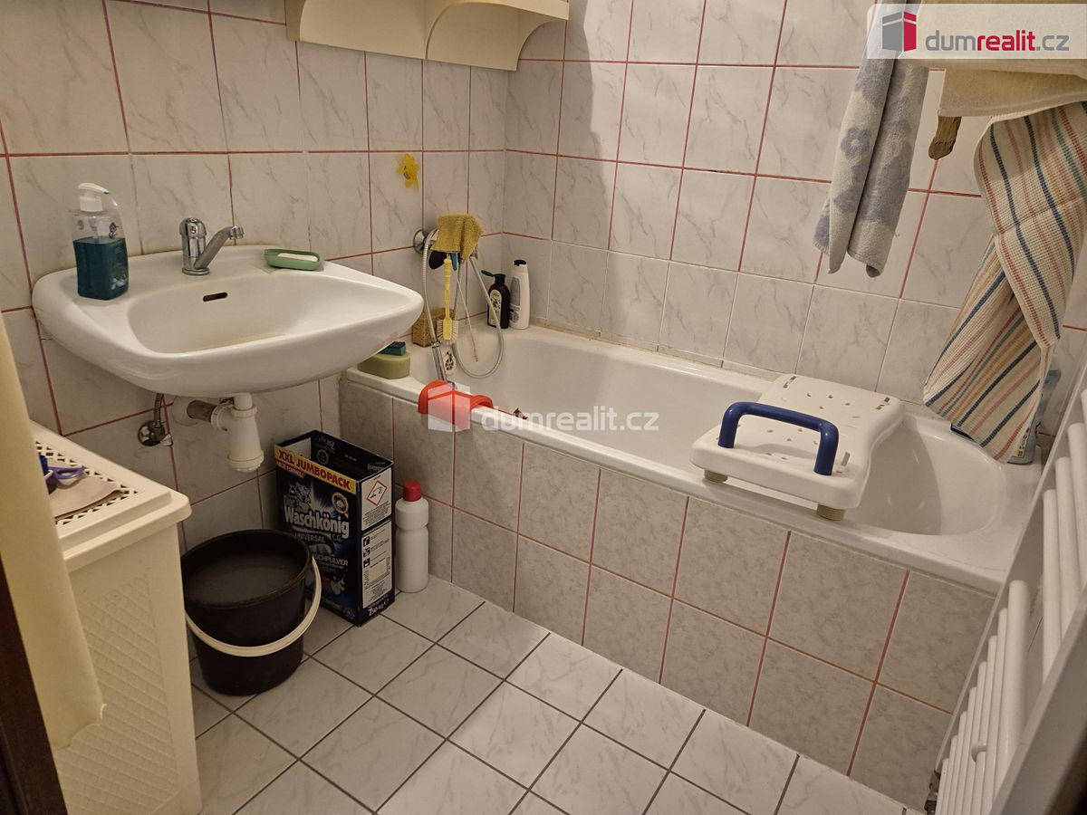 Pronájem bytu 3+1 60 m² – fotografie 2