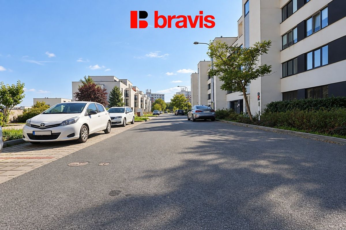 Pronájem bytu 2+kk 53 m² – fotografie 2