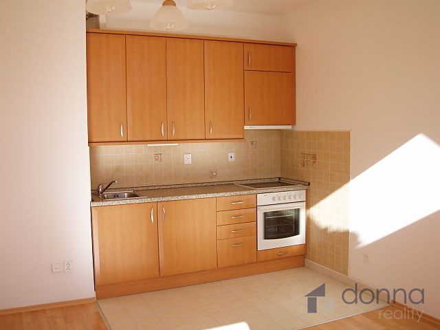 Pronájem bytu 1+kk 34 m²