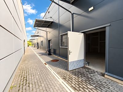 Pronájem skladového prostoru 160 m²